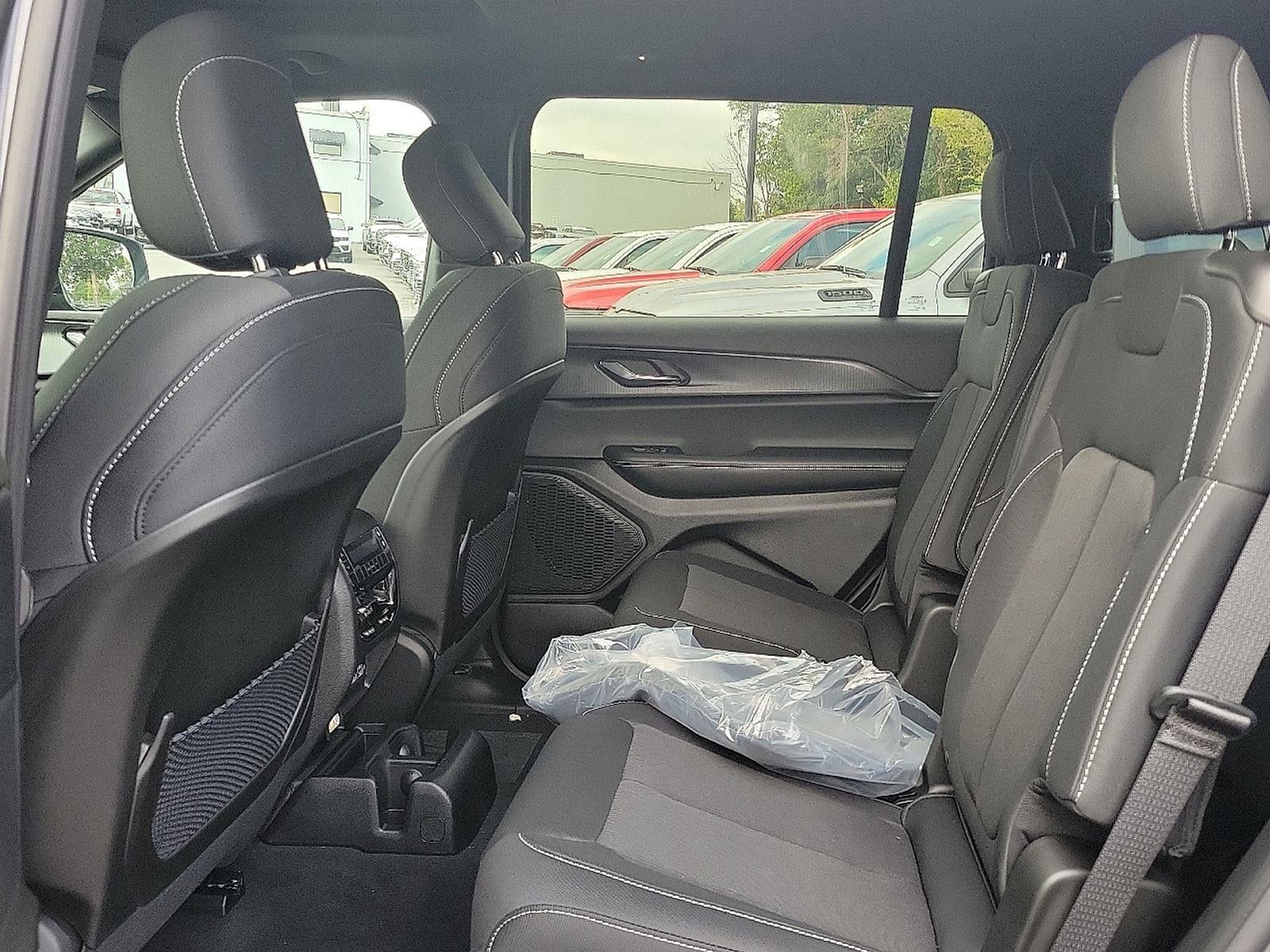 2025 Jeep Grand Cherokee L Laredo X