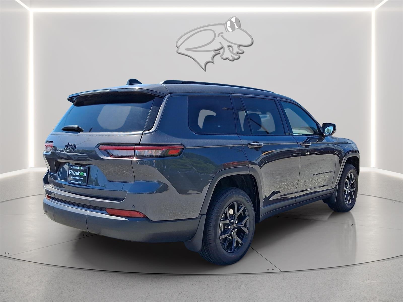2026 Jeep Grand Cherokee L Laredo Altitude