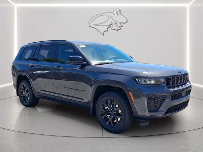 2026 Jeep Grand Cherokee L Laredo Altitude