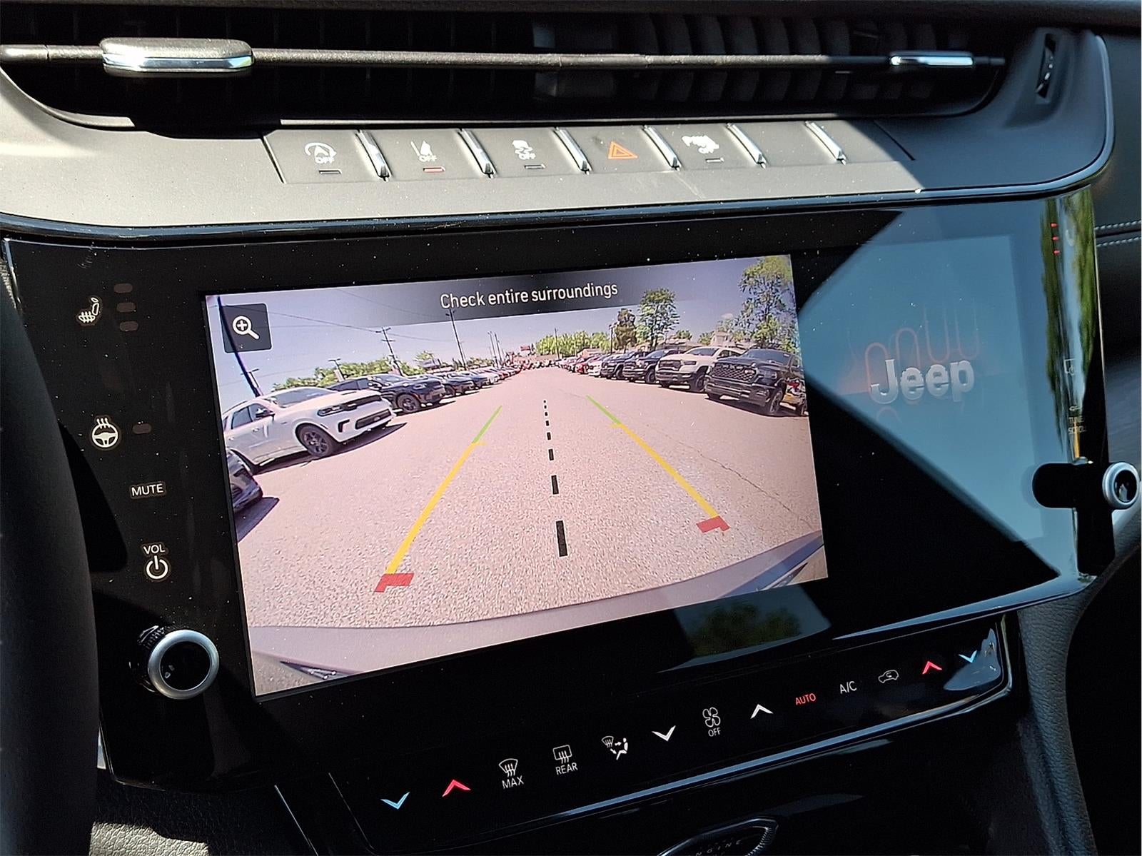 2026 Jeep Grand Cherokee L Laredo Altitude