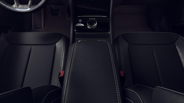 2026 Jeep Grand Cherokee L Laredo Altitude