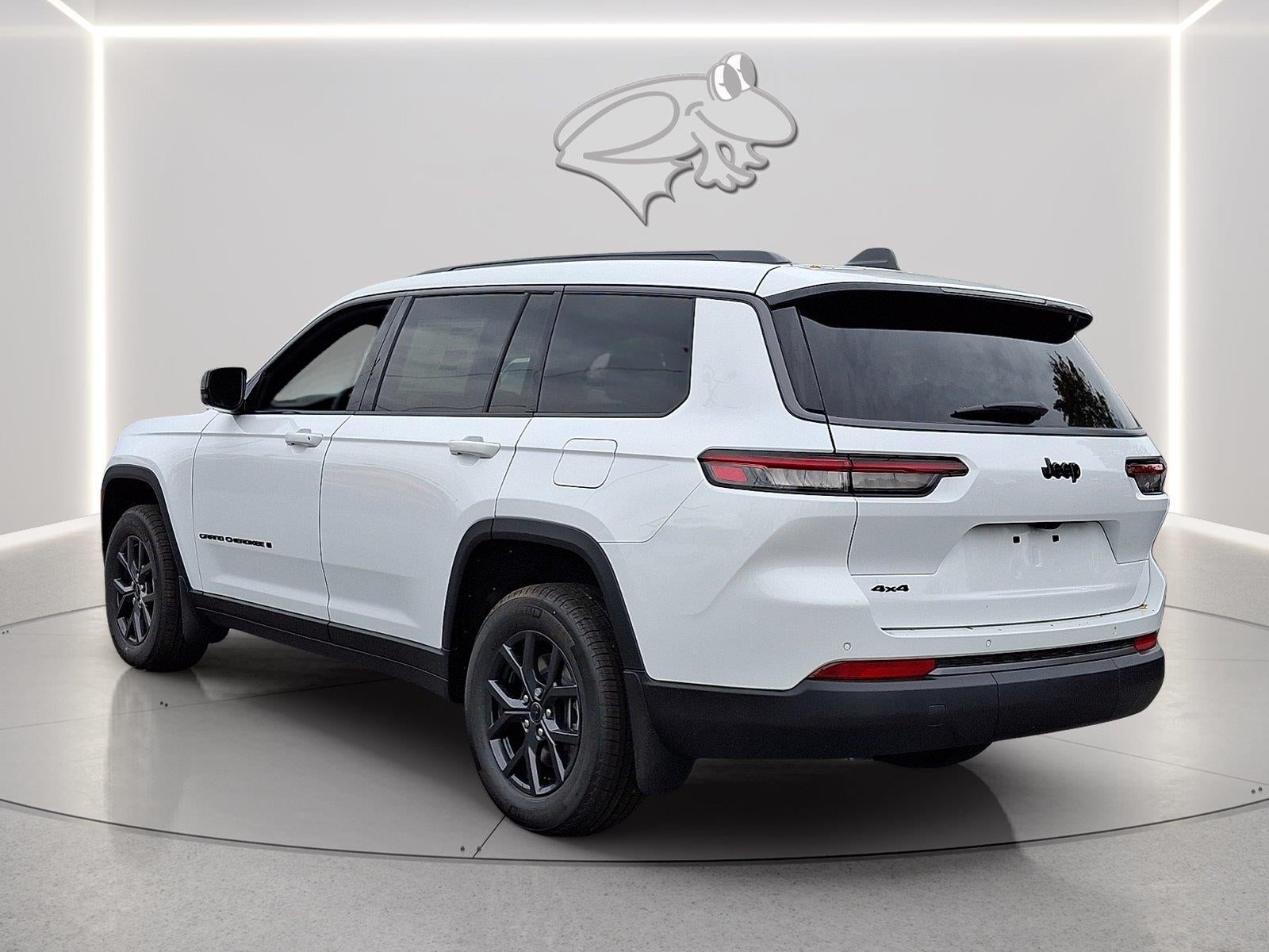 2027 Jeep Grand Cherokee L Laredo Altitude