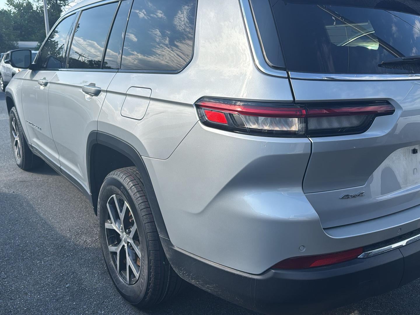 2023 Jeep GRAND CHEROKEE L LIMI