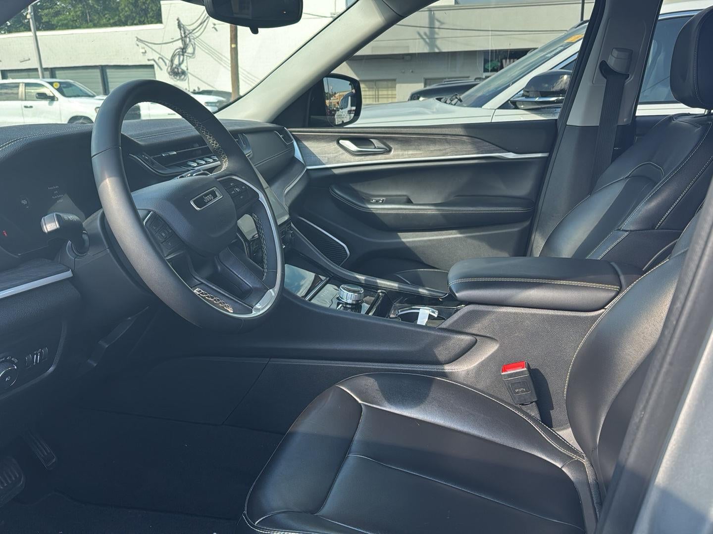 2023 Jeep GRAND CHEROKEE L LIMI