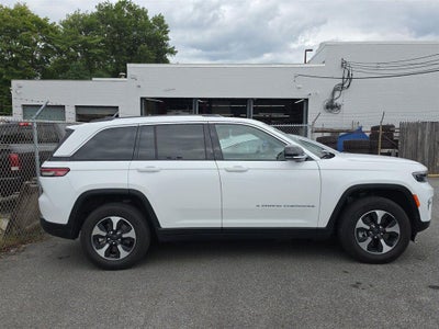 2023 Jeep Grand Cherokee 4xe BASE