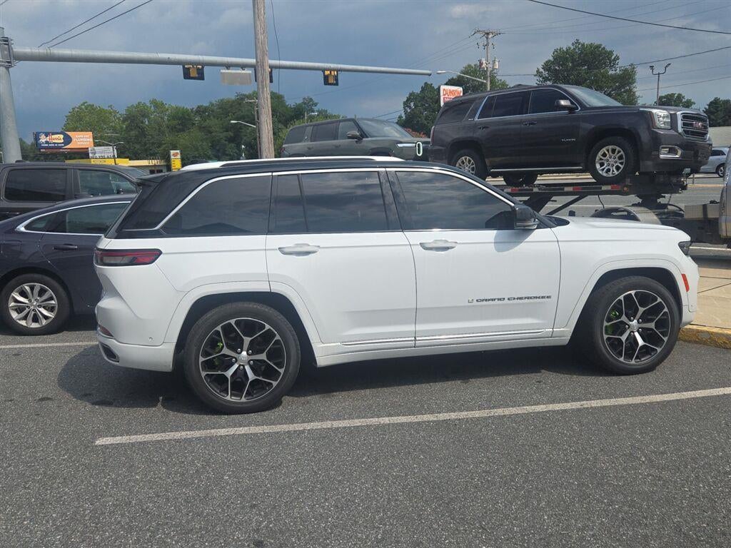 2023 Jeep Grand Cherokee 4Xe Summit Reserve