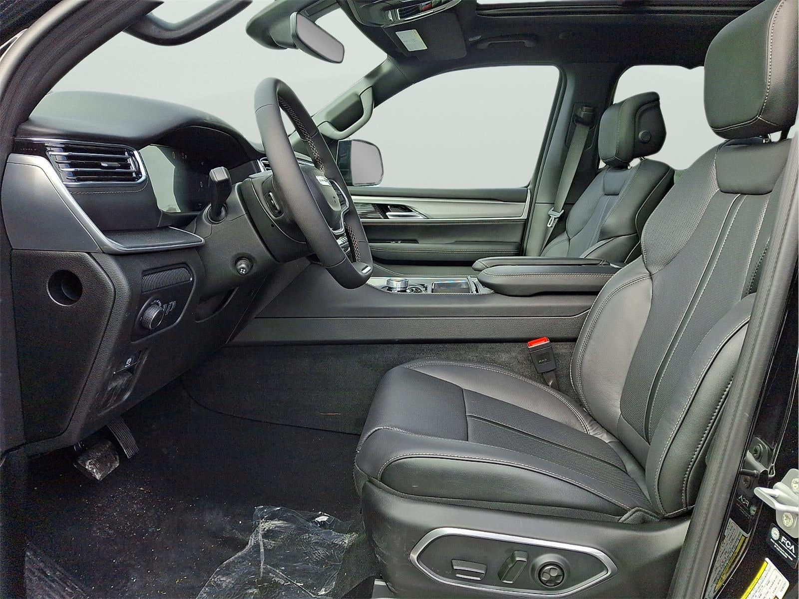 2026 Jeep Grand Wagoneer L Limited Reserve