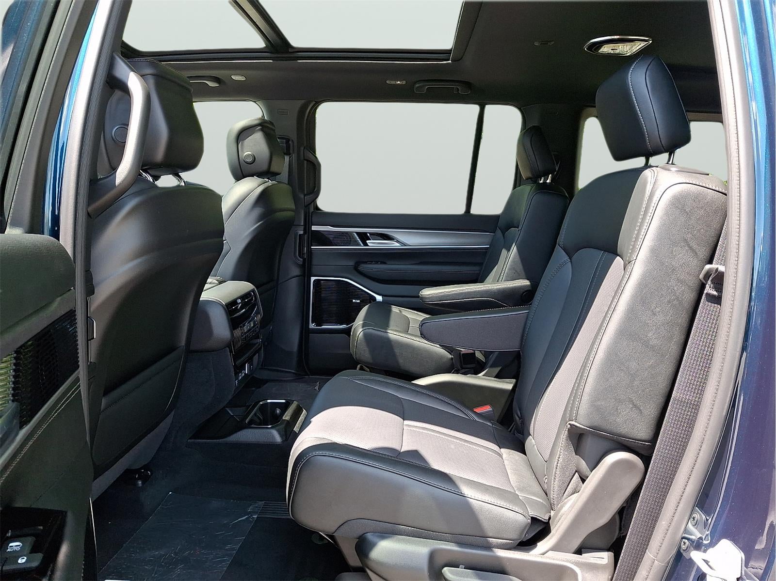 2026 Jeep Grand Wagoneer Limited Altitude