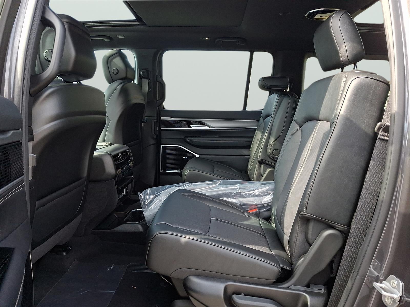 2026 Jeep Grand Wagoneer Limited Altitude