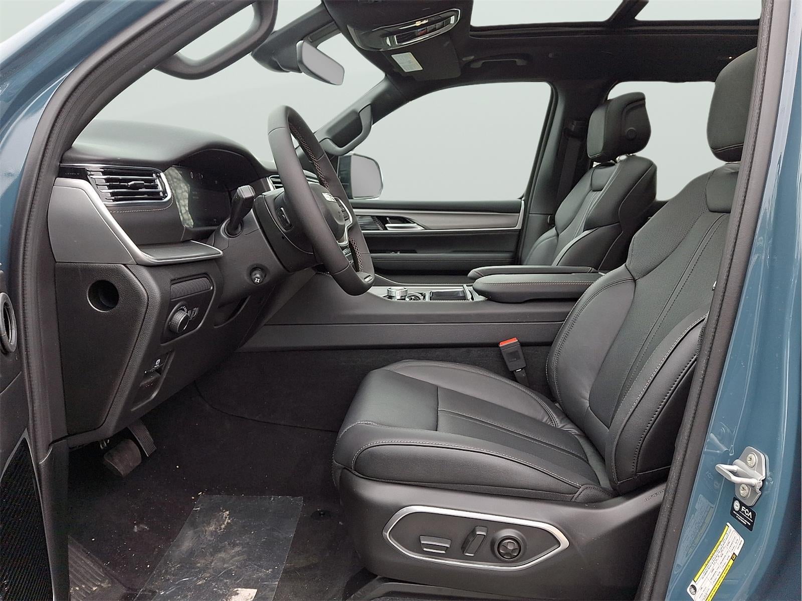 2026 Jeep Grand Wagoneer Limited Reserve