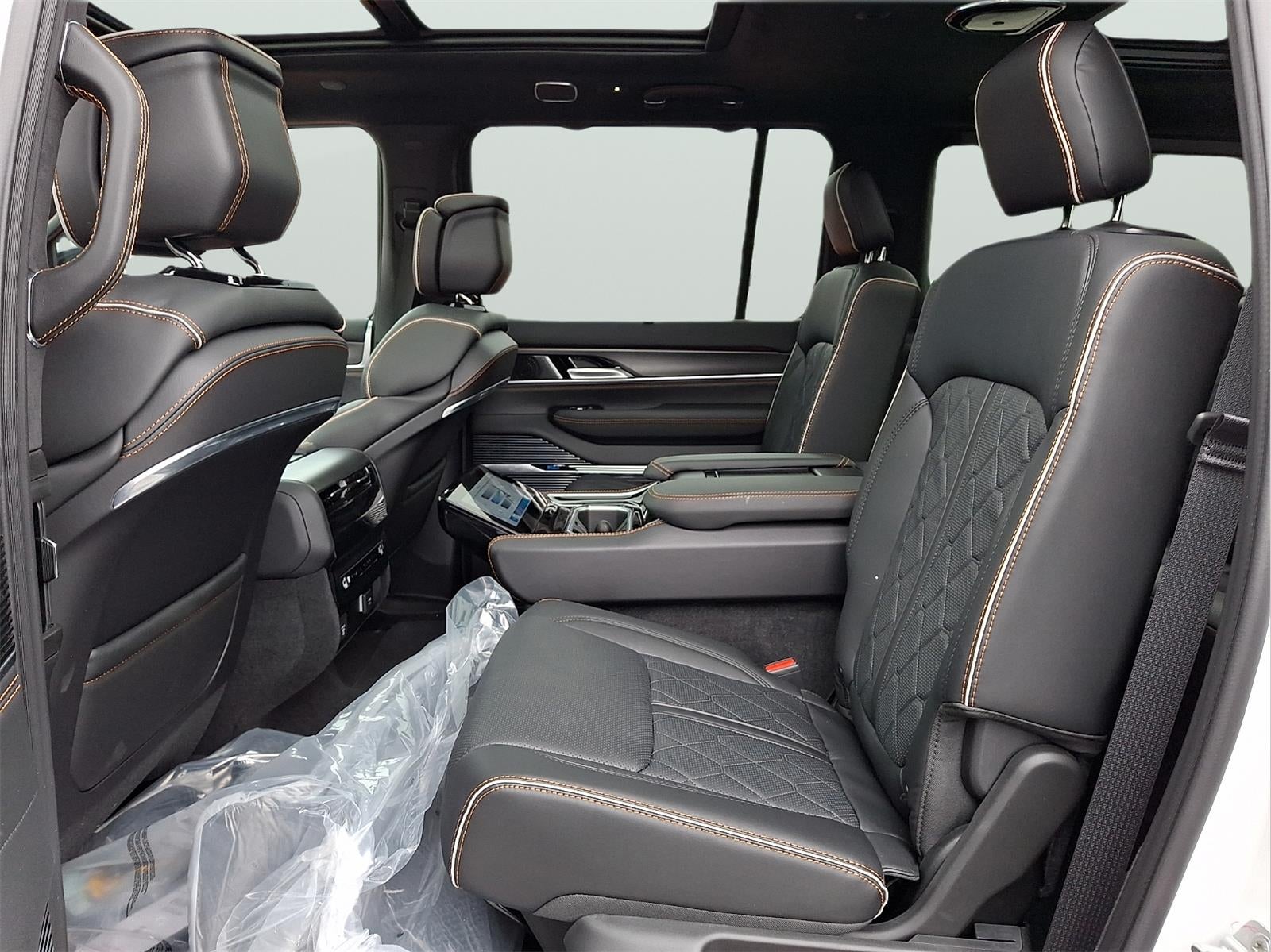 2026 Jeep Grand Wagoneer Summit Reserve