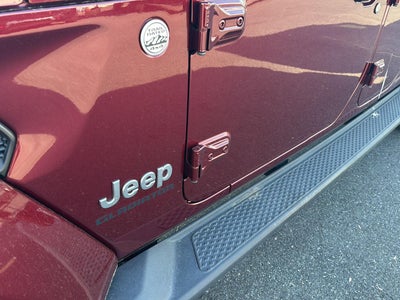 2021 Jeep Gladiator Overland