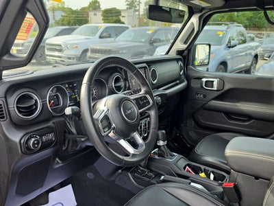 2022 Jeep Gladiator Overland