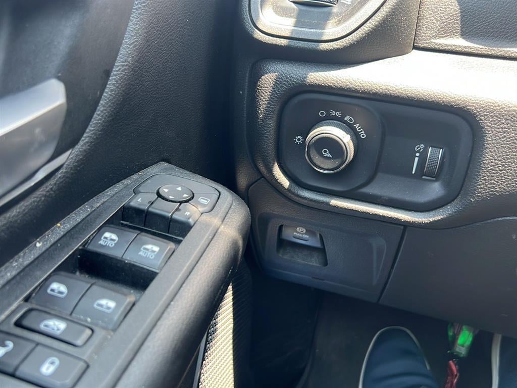 2025 RAM RAM 1500 TRADESMAN
