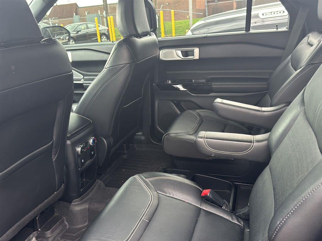 2021 Ford Explorer ST