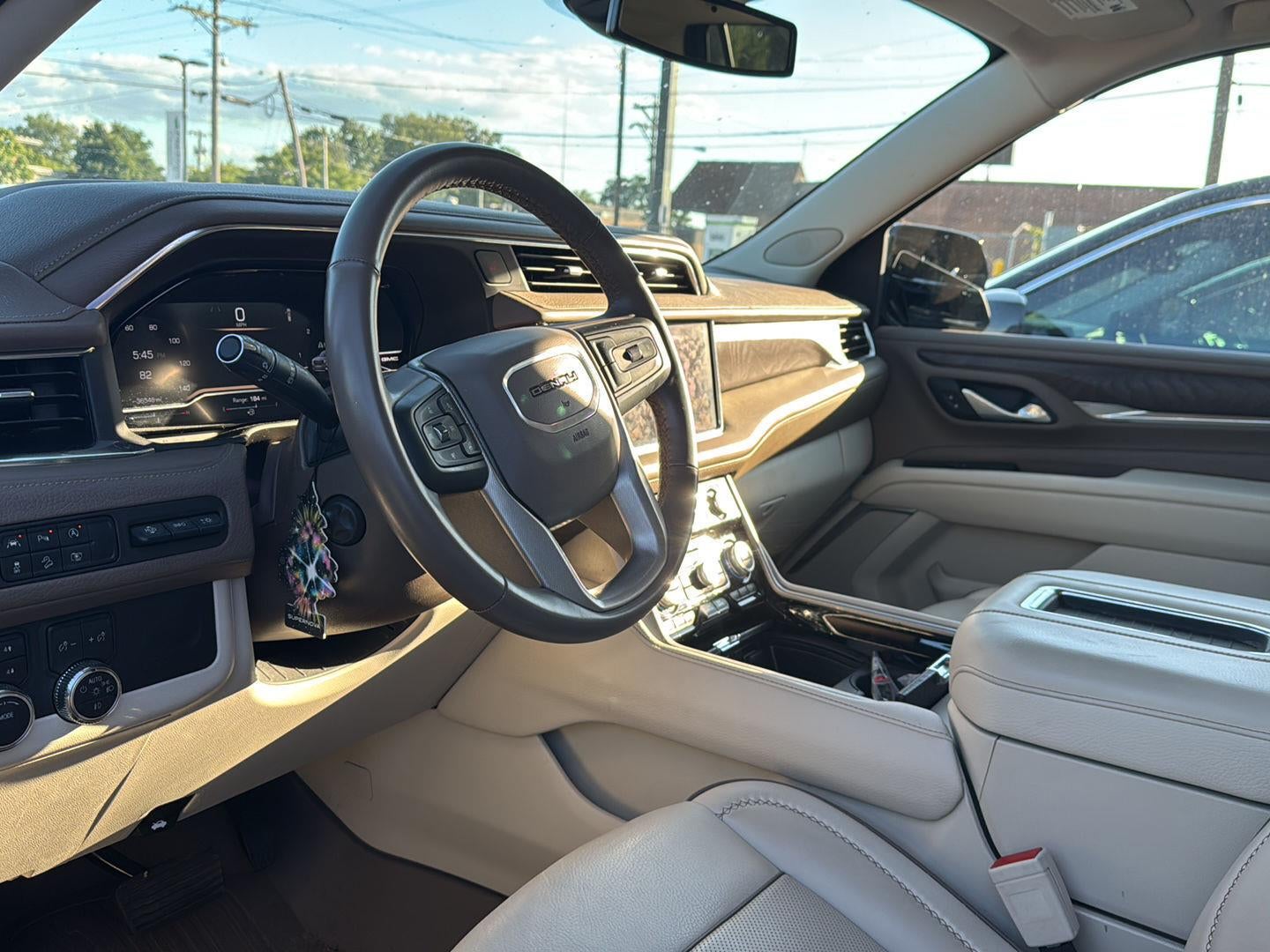 2023 GMC Yukon Denali