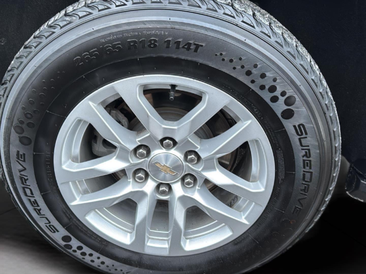 2023 Chevrolet Suburban LT