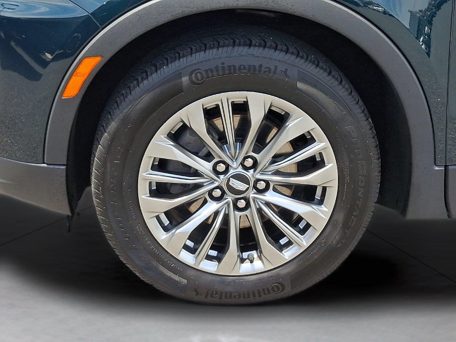 2024 Cadillac XT4 AWD Premium Luxury