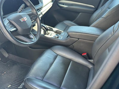 2024 Cadillac XT4 AWD Premium Luxury