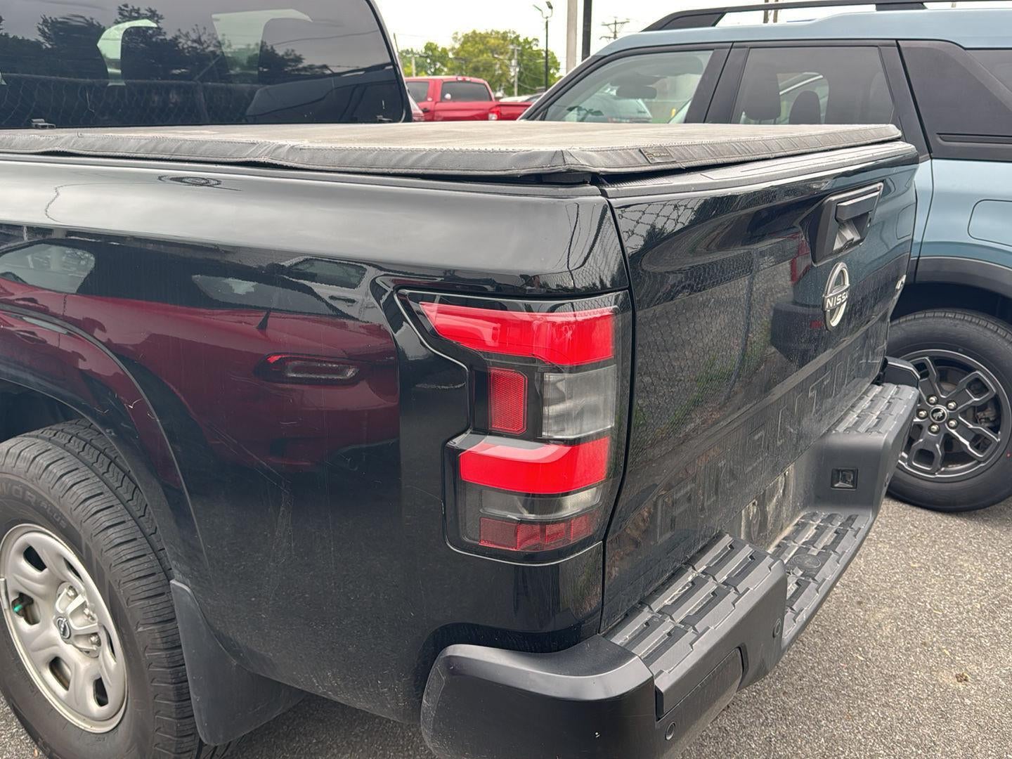 2022 Nissan Frontier S