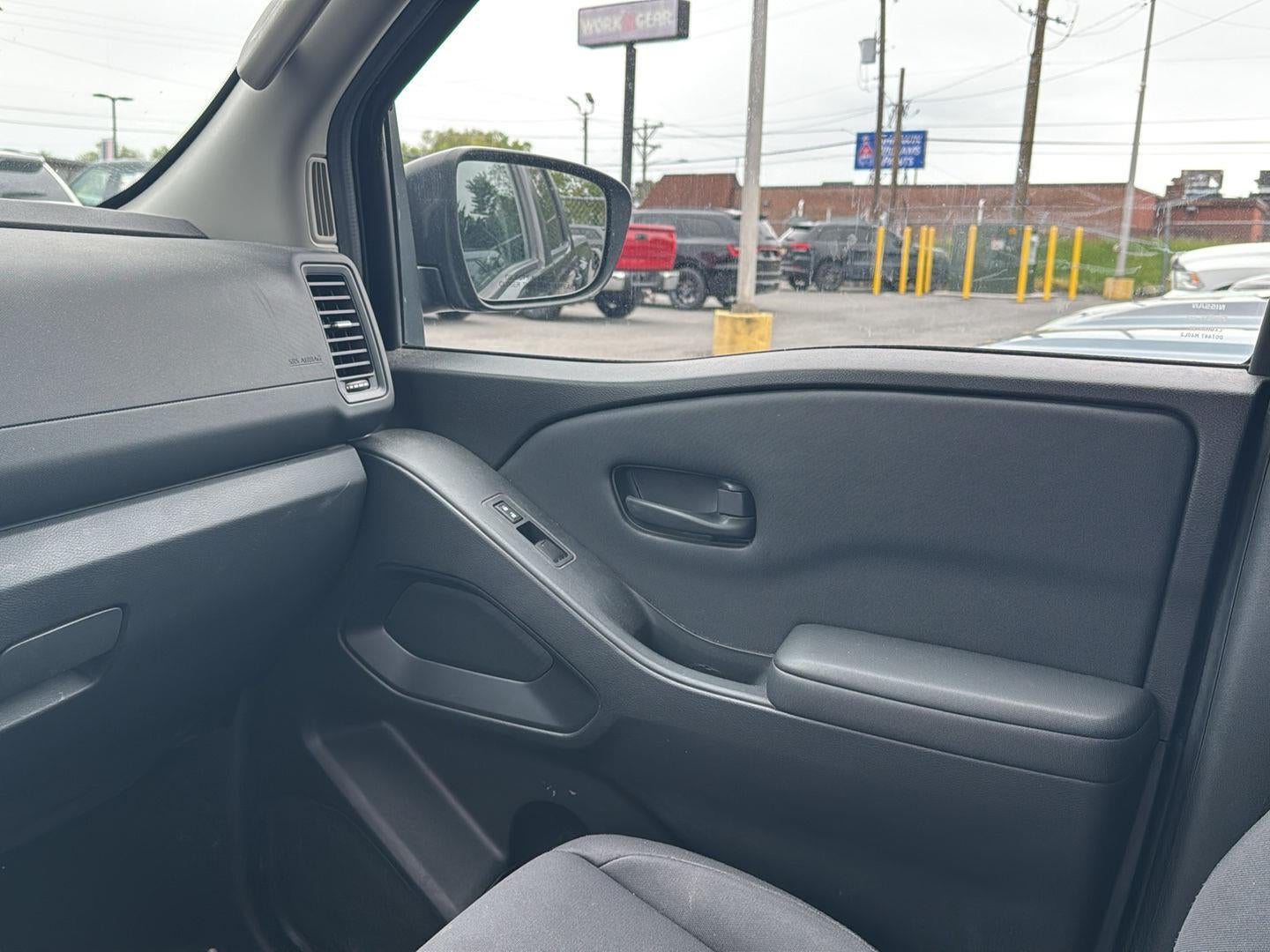 2022 Nissan Frontier S