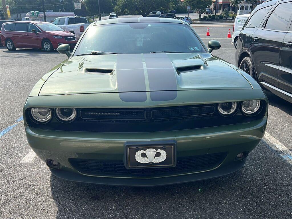 2018 Dodge Challenger SXT Plus