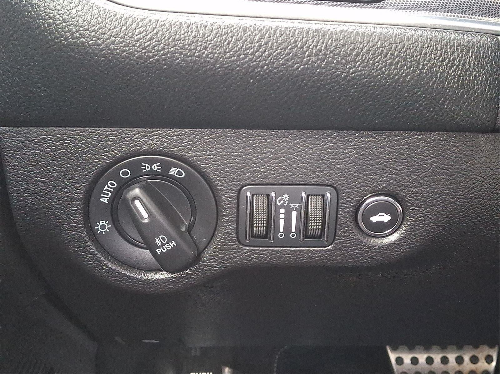 2015 Dodge Challenger SRT 392