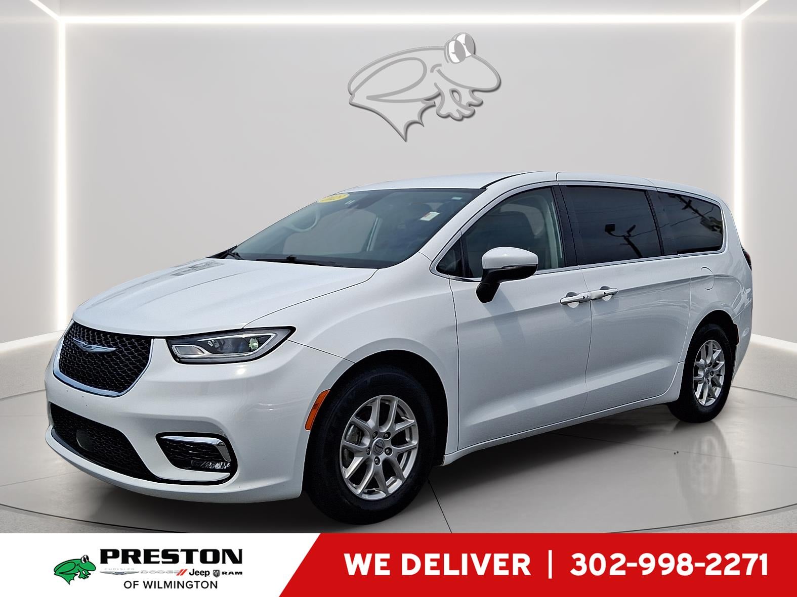 2023 Chrysler PACIFICA TOURL