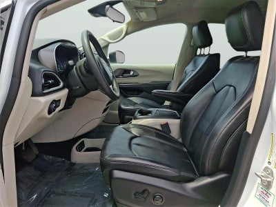 2023 Chrysler PACIFICA TOURL