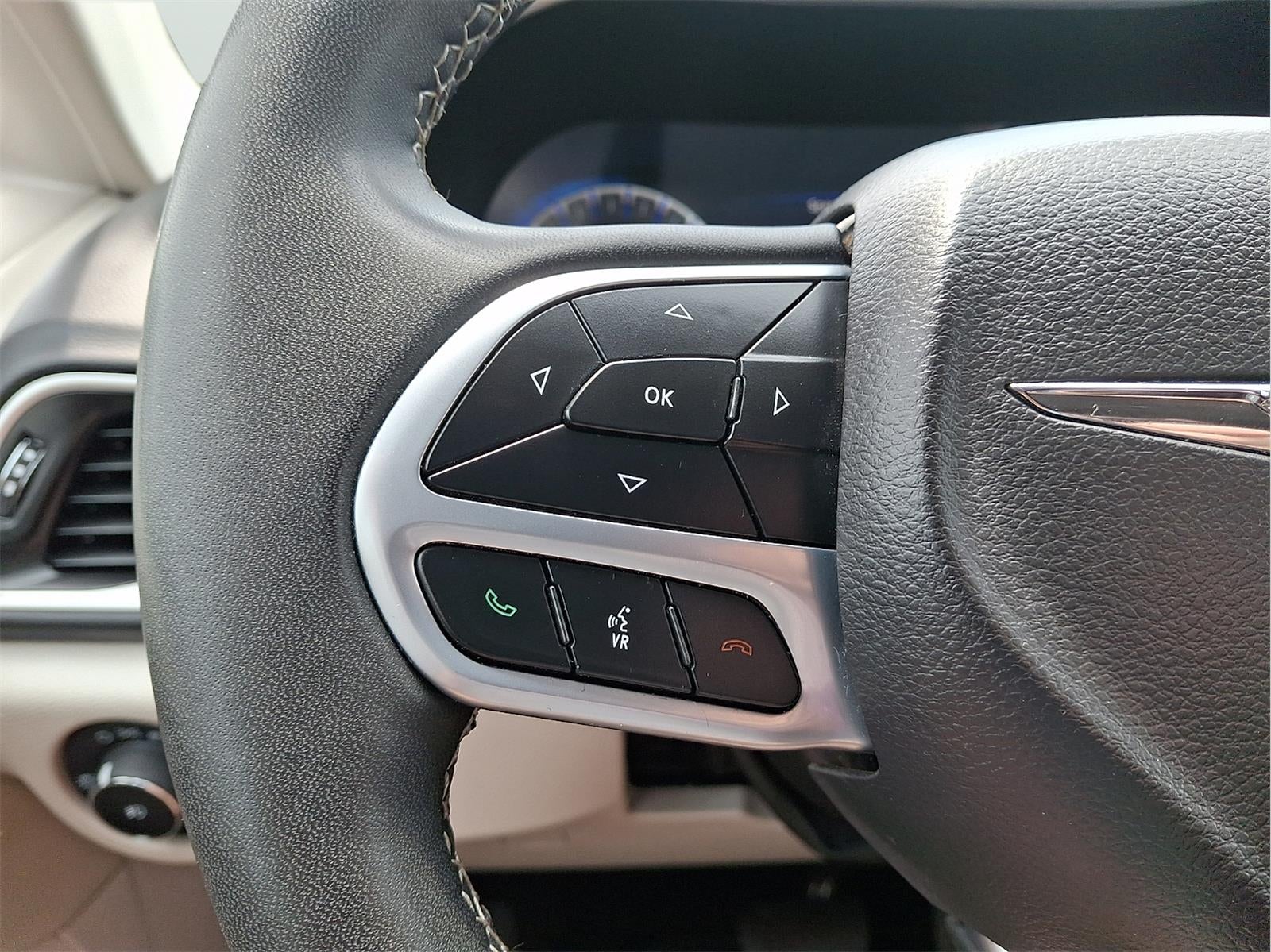 2023 Chrysler PACIFICA TOURL
