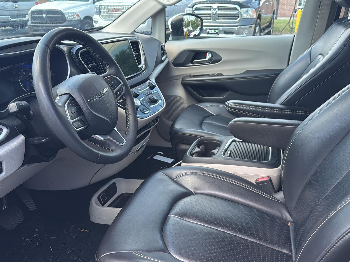 2023 Chrysler PACIFICA TOURL