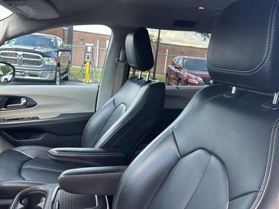 2023 Chrysler PACIFICA TOURL