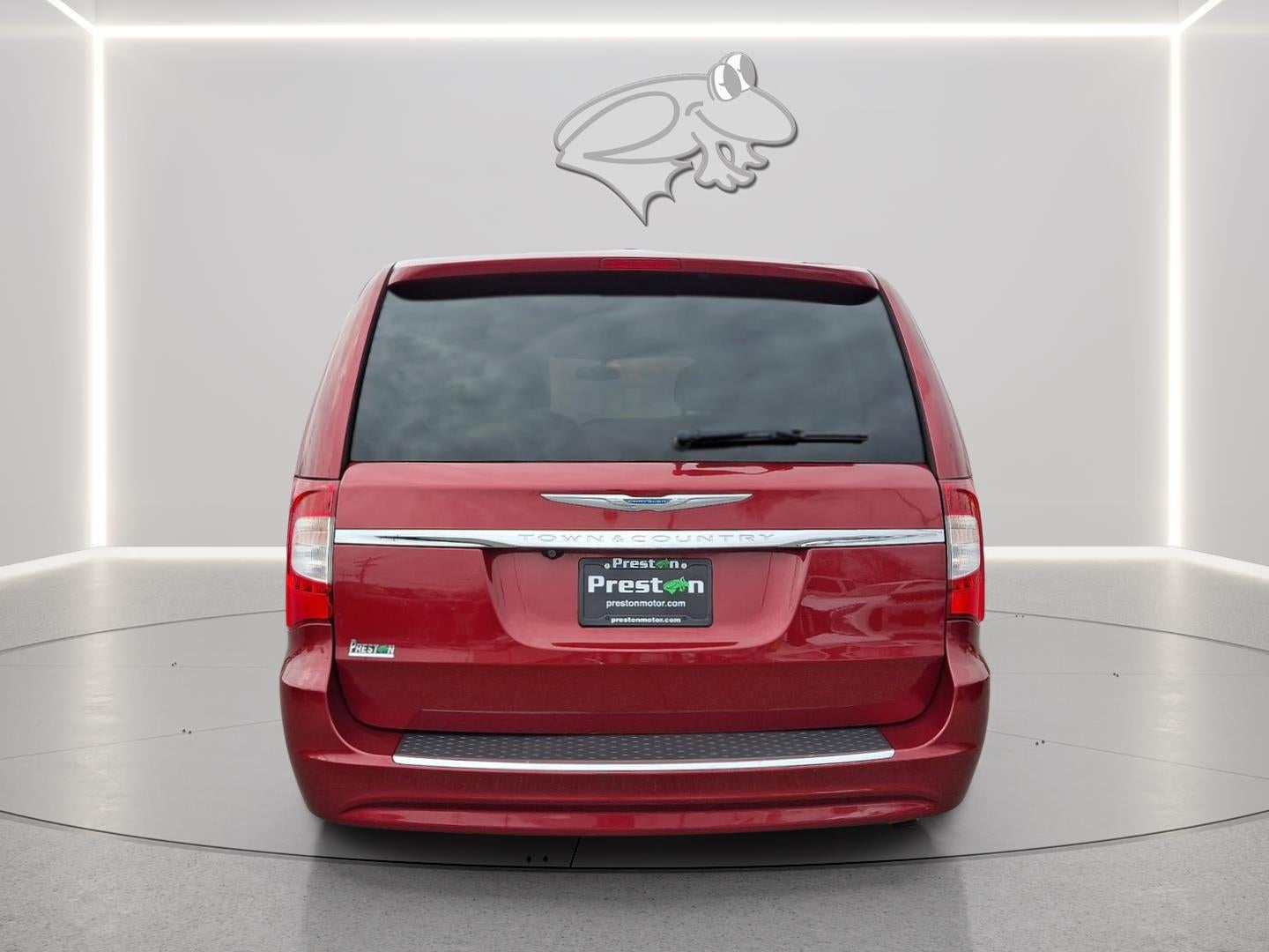 2016 Chrysler Town & Country Touring
