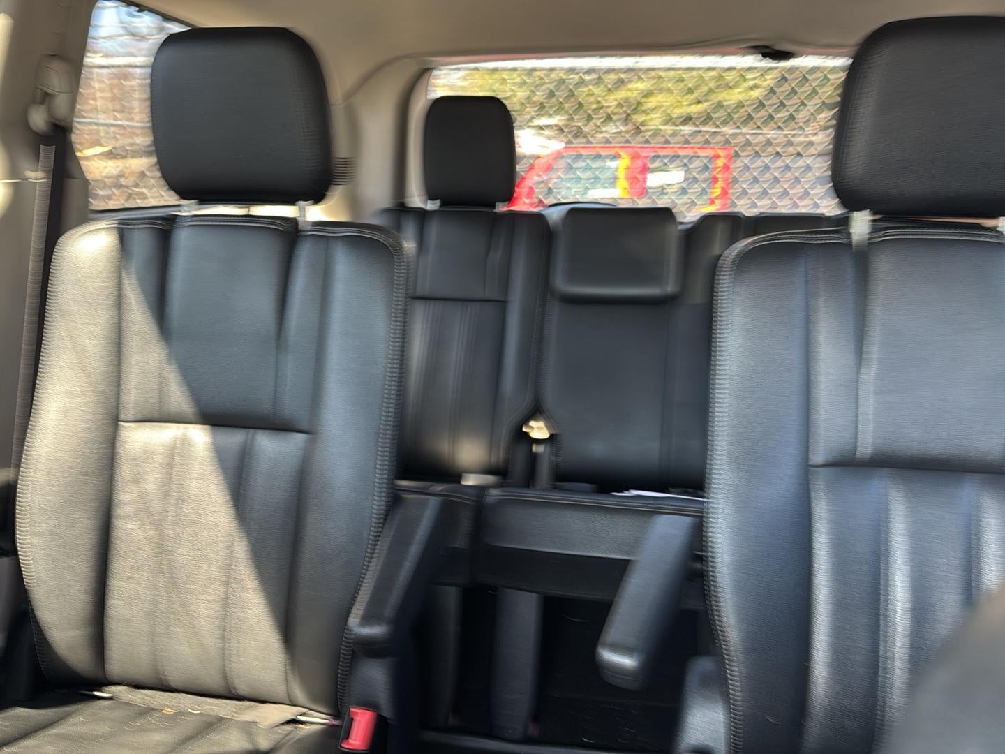 2016 Chrysler Town & Country Touring