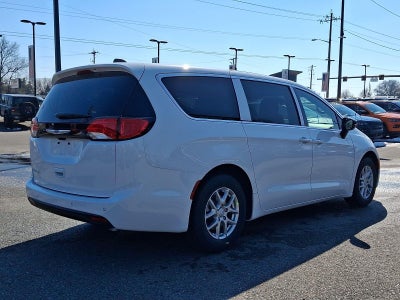 2026 Chrysler Voyager LX