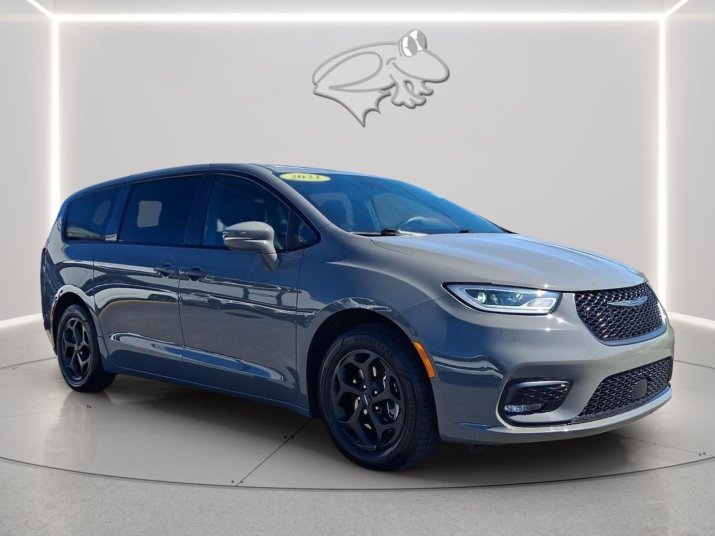 2022 Chrysler Pacifica Hybrid Touring L
