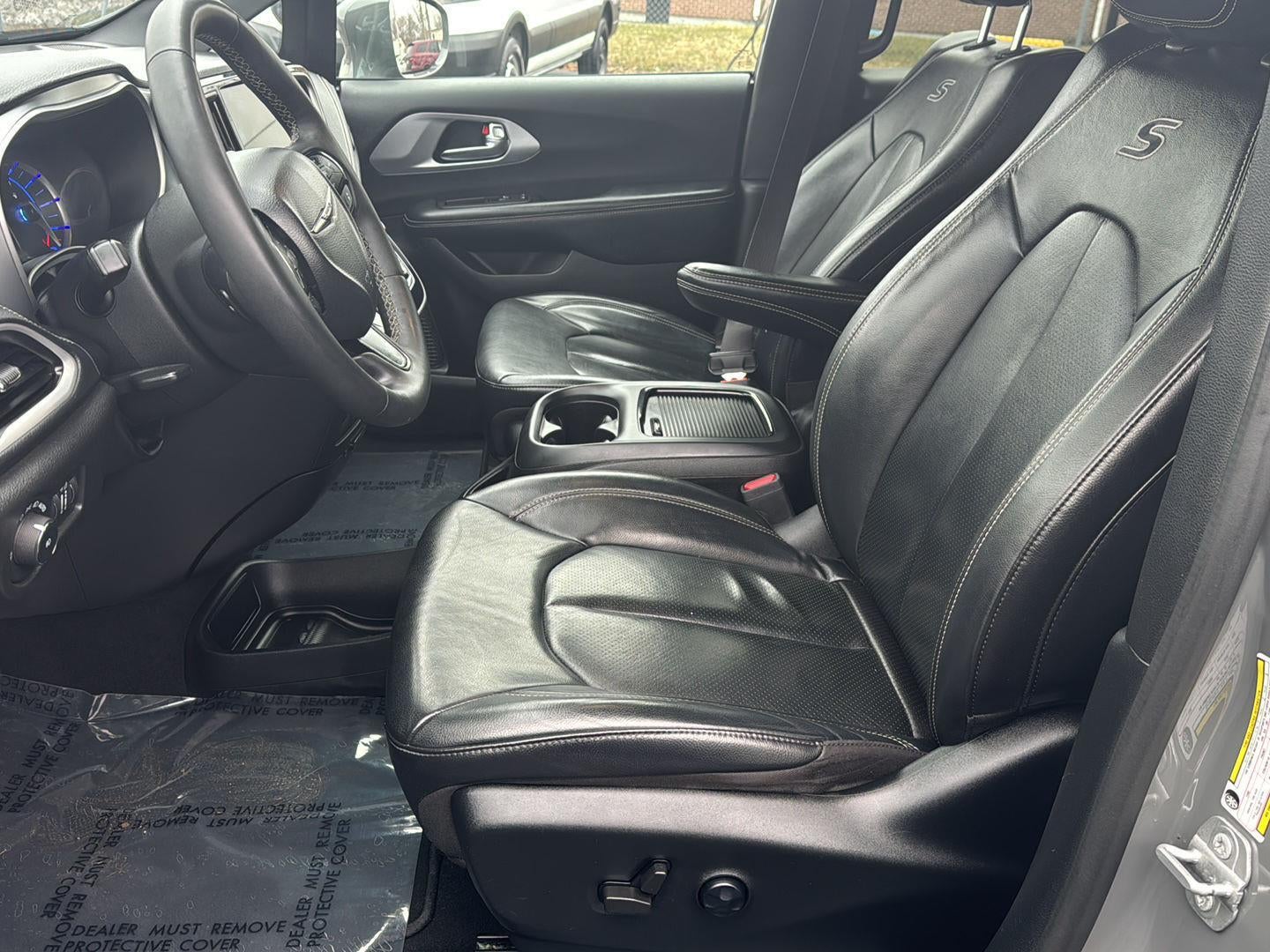 2022 Chrysler Pacifica Hybrid Touring L