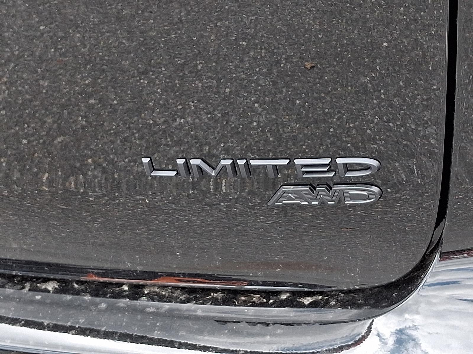 2027 Chrysler Pacifica Limited