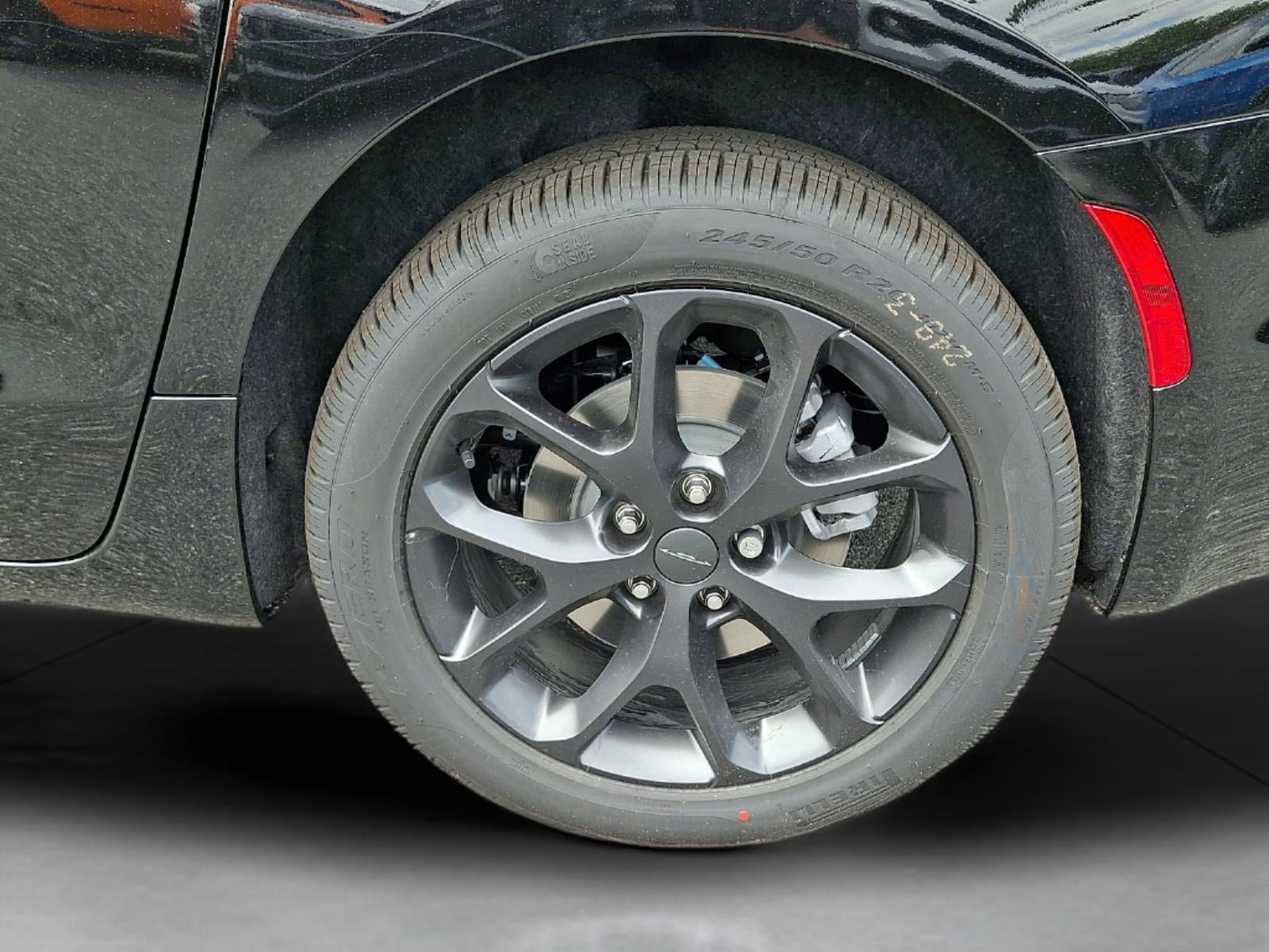 2027 Chrysler Pacifica Limited