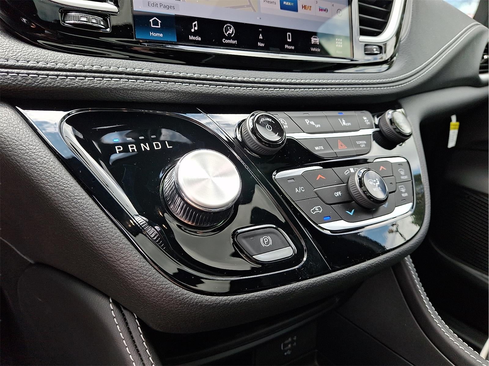 2027 Chrysler Pacifica Limited