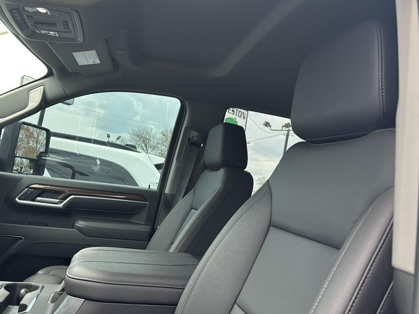 2025 Chevrolet SILVERADO 2500HD LT