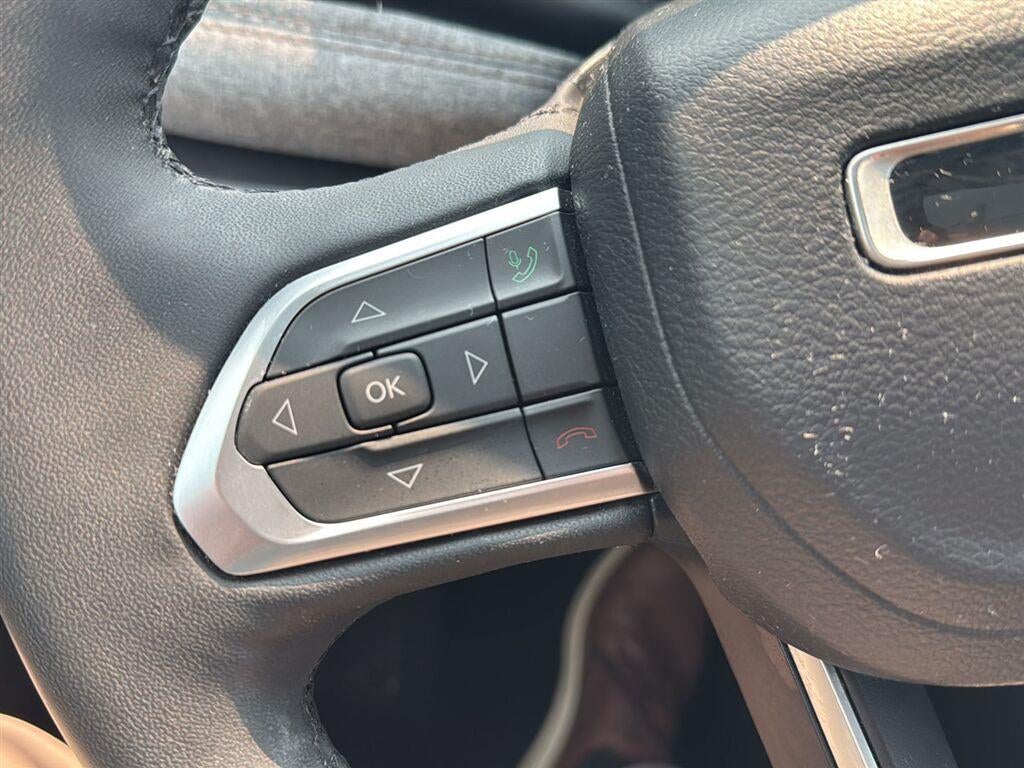 2023 Jeep Compass Latitude Lux
