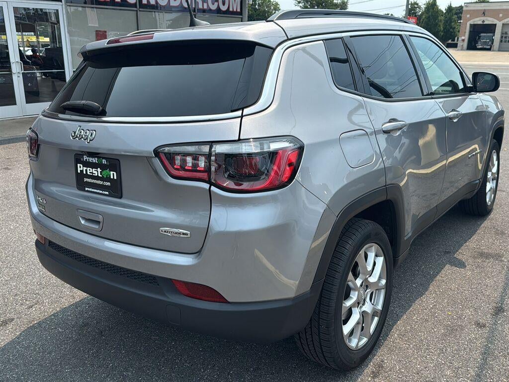 2023 Jeep Compass Latitude Lux
