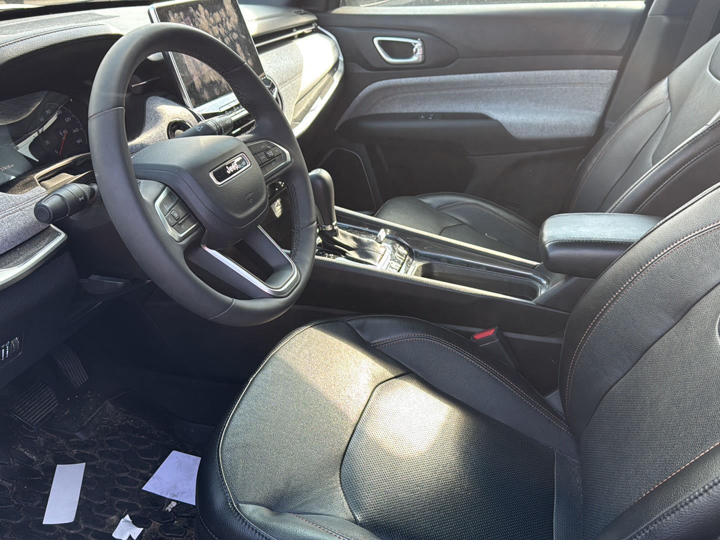 2023 Jeep Compass Latitude Lux