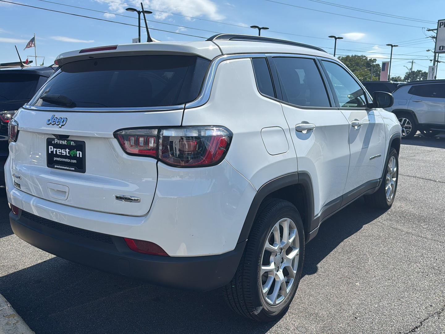 2023 Jeep Compass Latitude Lux