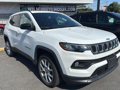 2023 Jeep Compass Latitude Lux