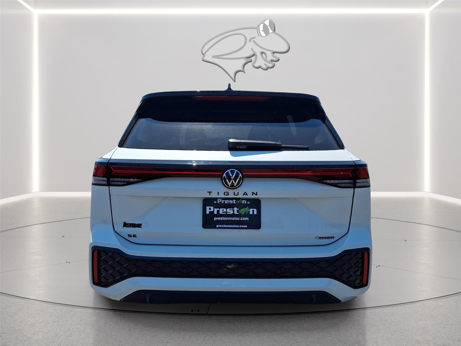 2025 Volkswagen Tiguan SE R-Line Black