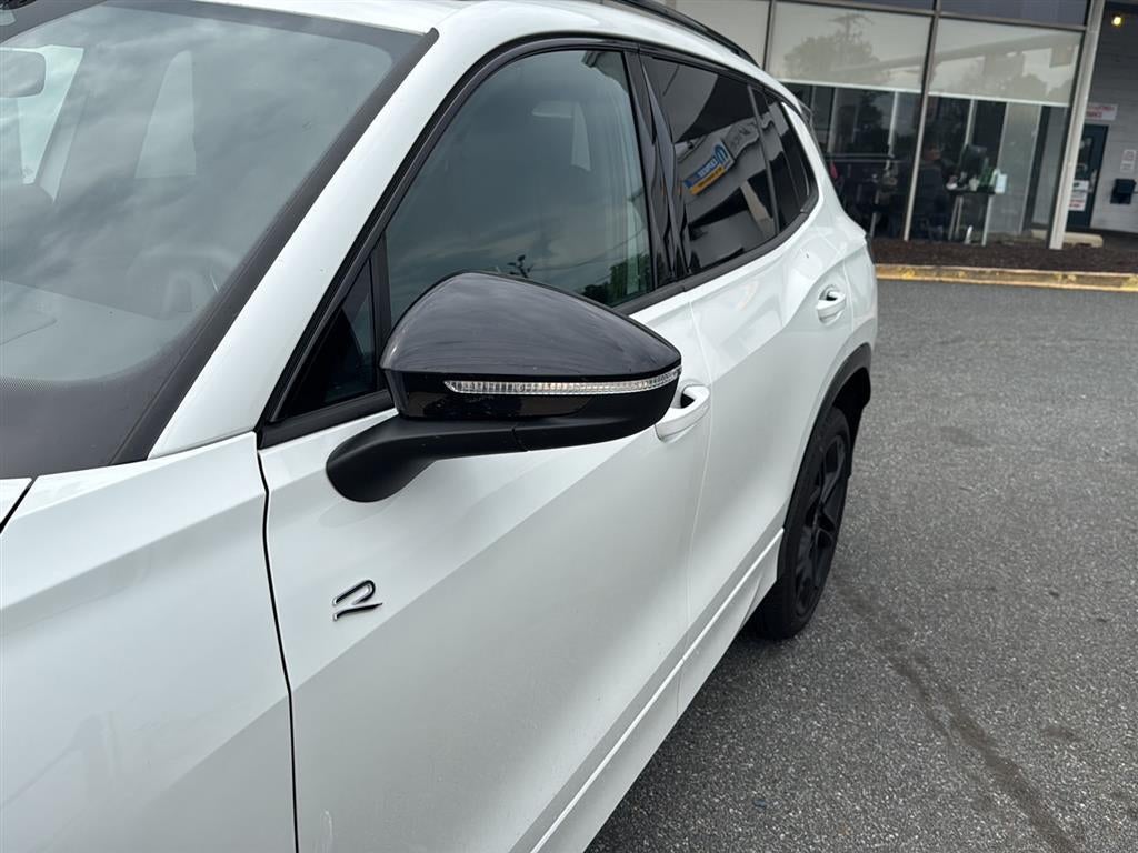 2025 Volkswagen Tiguan SE R-Line Black