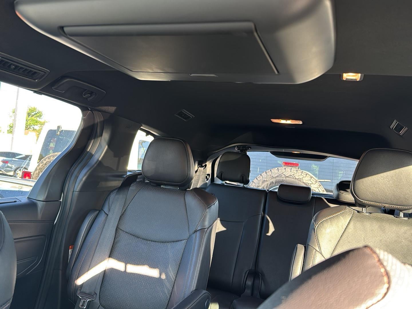 2025 Toyota Sienna Platinum 7-Passenger
