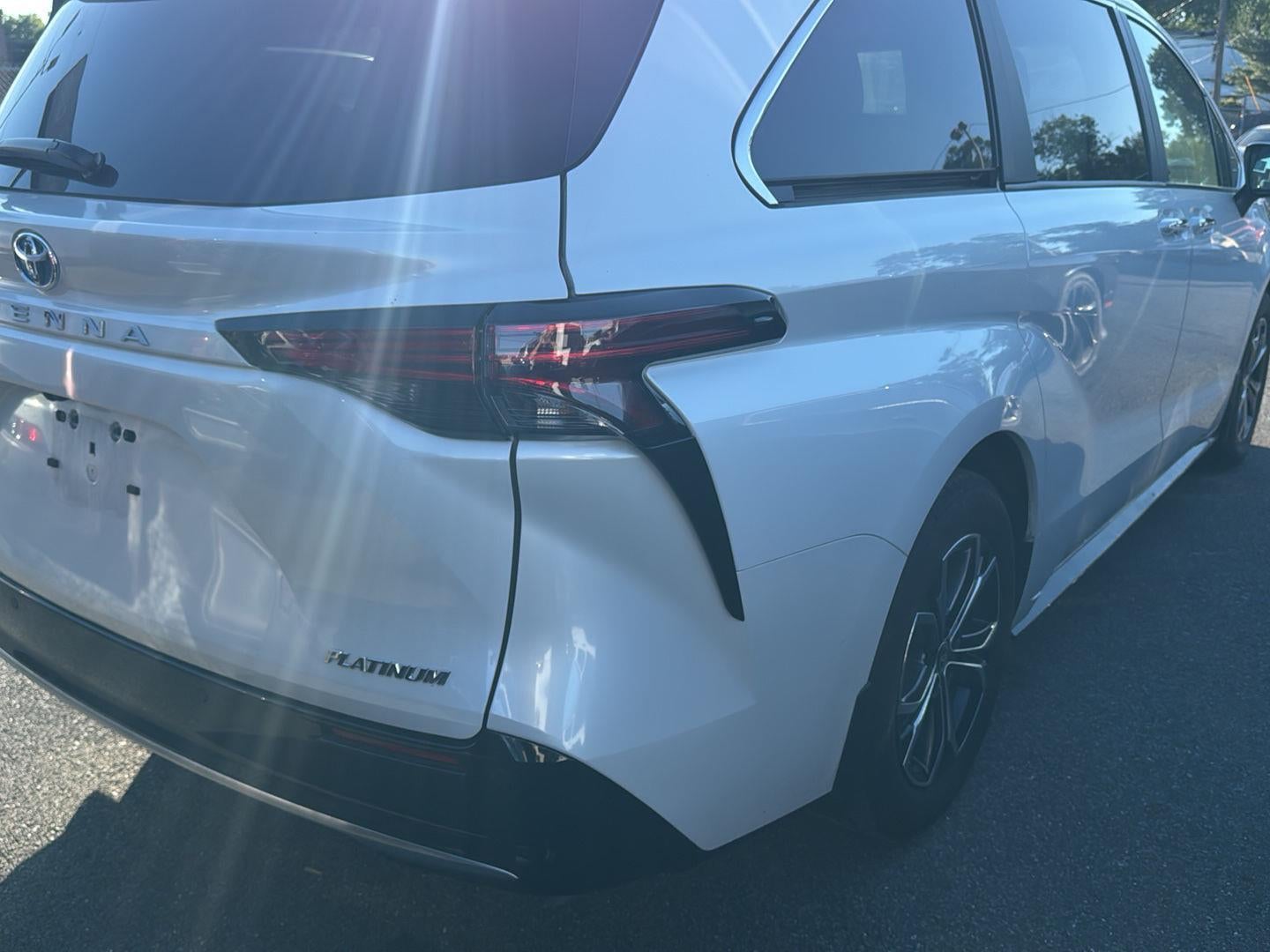 2025 Toyota Sienna Platinum 7-Passenger